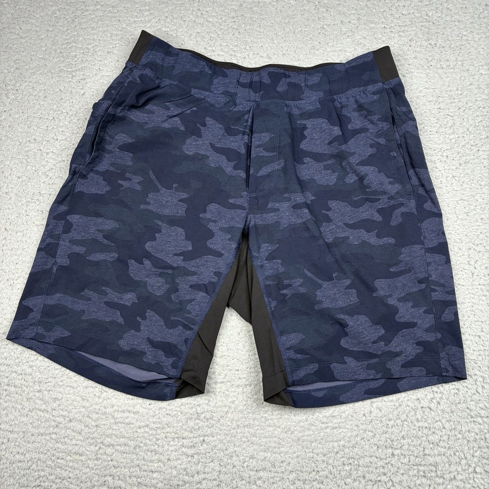 Lululemon T.H.E. Short 8.5" Men's Medium Blue Camo Lined Training Gym